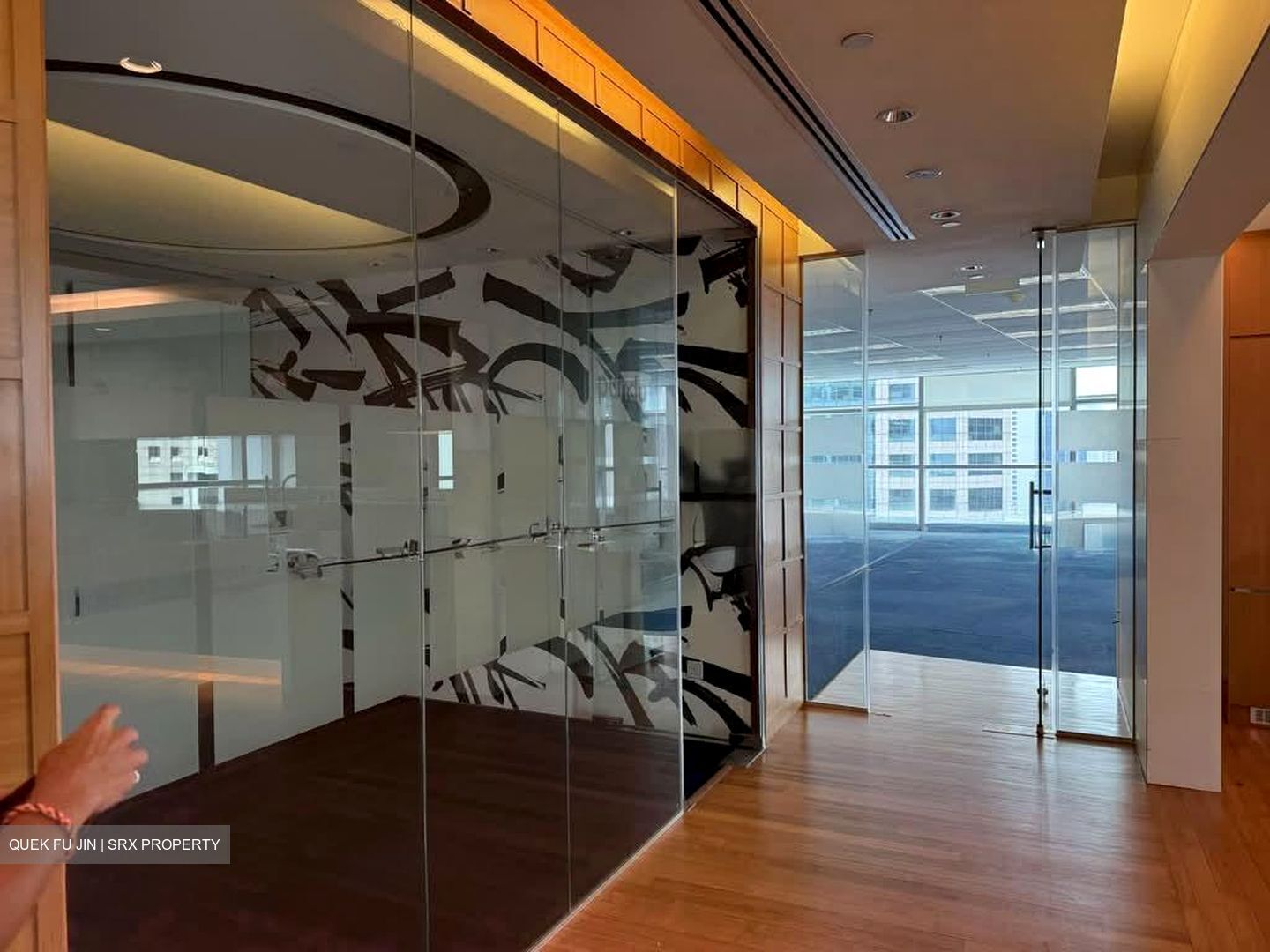 Samsung Hub (D1), Office #553686831
